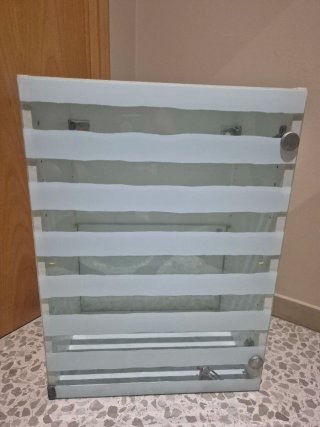 Armario vitrina cristal, con estante interior