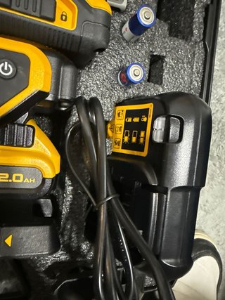 Nivel Láser Dewalt DCLE34035 360° + Mando