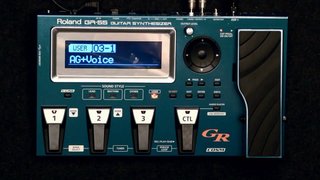 Roland GR-55 Guitar Synthesizer