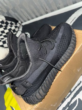 Adidas Yeezy 350 Boost V2 Negro Gris
