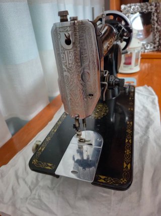 Máquina de coser Sigma antigua