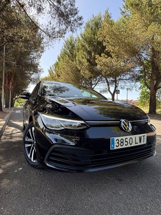 Volkswagen Golf 2021