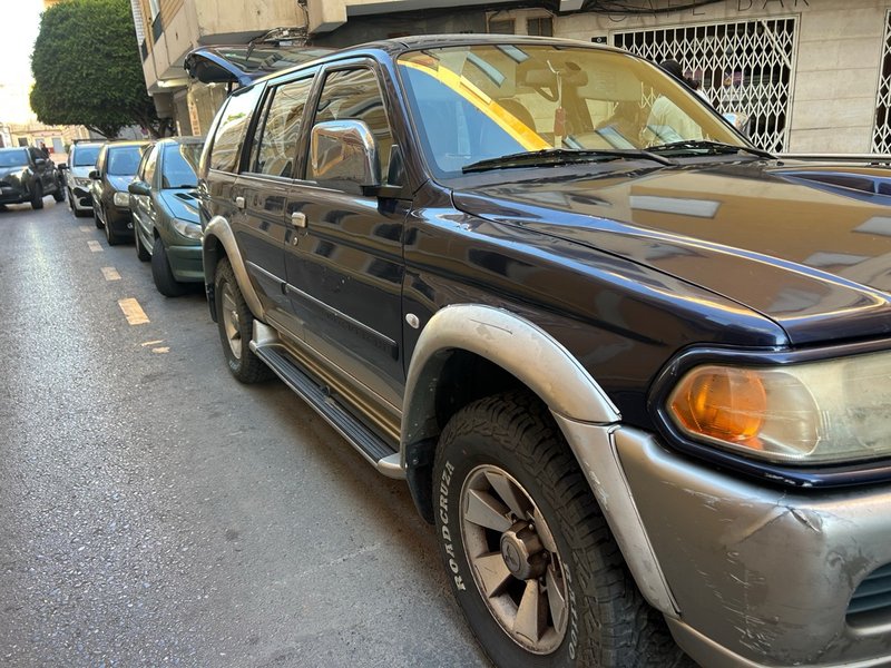 Mitsubishi Montero 2005 - foto 1