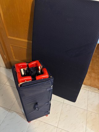 Cuna de viaje azul marino con bolsa y colchón