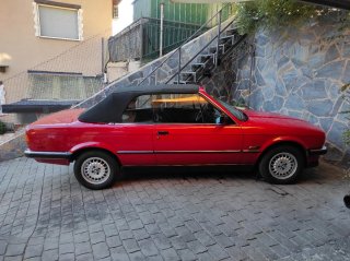 BMW E30  1989