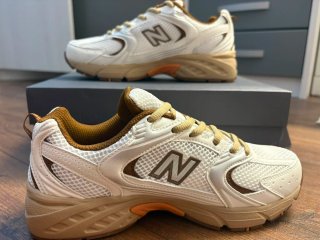 Zapatillas New Balance 530 Running Marrones y Blan