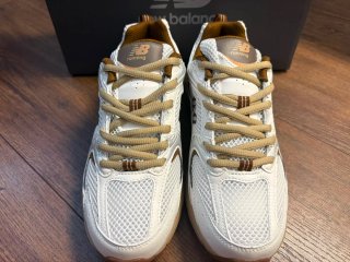 Zapatillas New Balance 530 Running Marrones y Blan