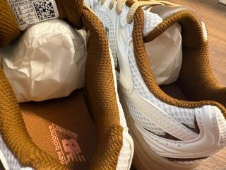 Zapatillas New Balance 530 Running Marrones y Blan