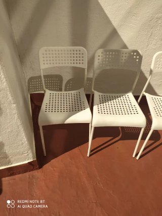 Juego de 4 sillas Blancas