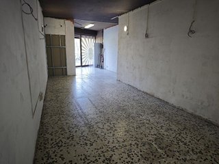 Local comercial en alquiler en Porta en Barcelona