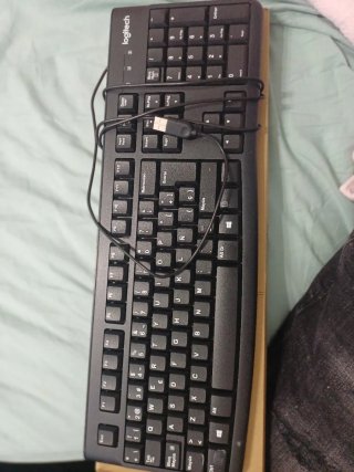 Teclado Logitech Negro Nuevo Sin Uso