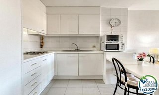 Piso en venta en Port Esportiu - Puig Rom - Canyelles en Roses