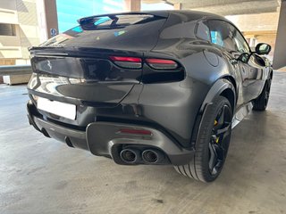Ferrari Purosangue 2025
