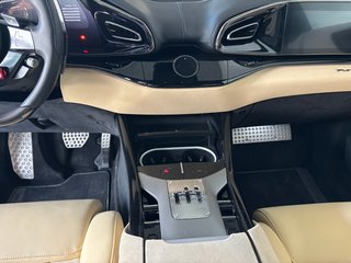 Ferrari Purosangue 2025