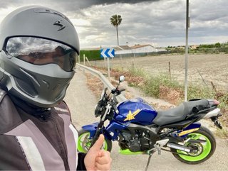 Yamaha Fazer Azul y Verde