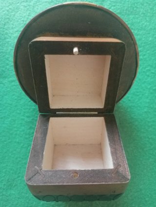 Joyero Hongo Marrón y Rojo