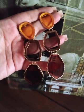 Pendientes largos naranjas y rojos