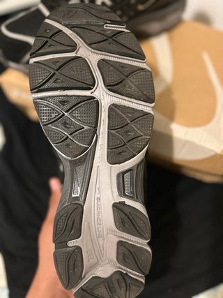 Asics Gel-NYC Zapatillas Negras y Grises