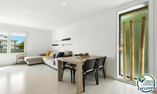 Piso en venta en Empuriabrava en Castelló d´Empúries