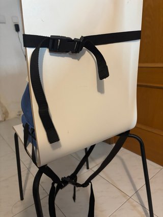 Trona portátil azul con estampado infantil