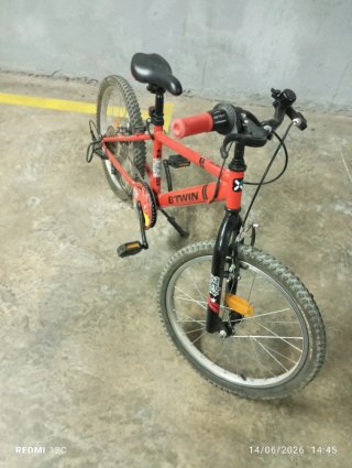 Bicicleta Btwin Roja