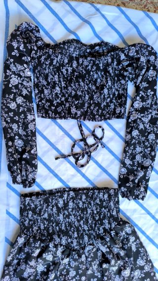 Conjunto Top y Falda Estampado Floral