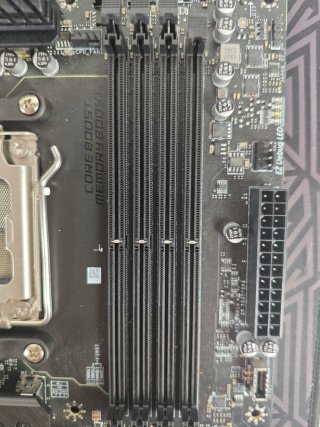MSI MAG B650 Tomahawk WiFi AM5 DDR5