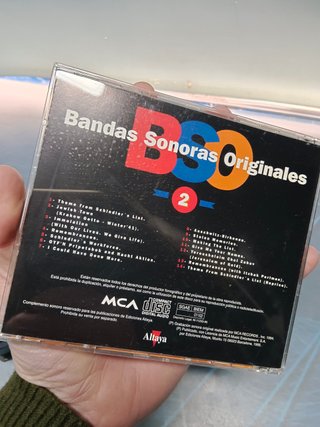 VHS  La lista de Schindler + CD banda sonora de la película