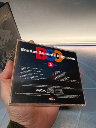 VHS  La lista de Schindler + CD banda sonora de la película