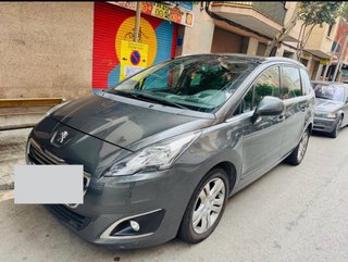 Peugeot 5008 2015