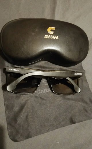 Gafas de sol Carrera negras y grises
