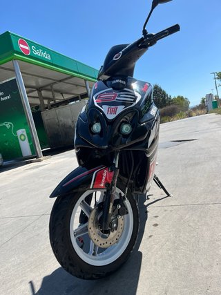 Yamaha jog rr Negra y Roja