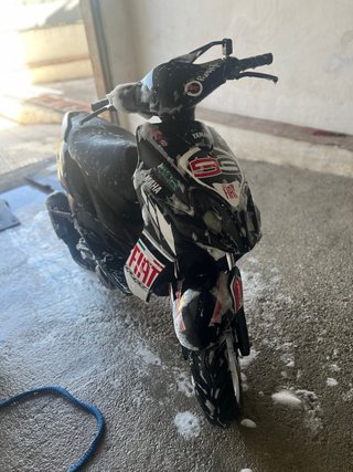 Yamaha jog rr Negra y Roja