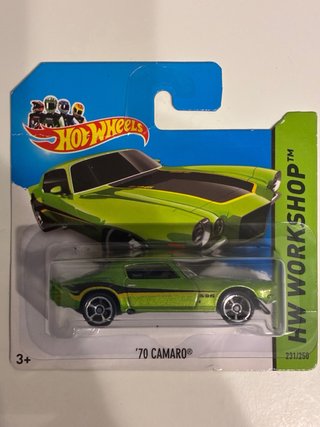 Lote 3 Hot Wheels: Corvette, Mustang, Camaro