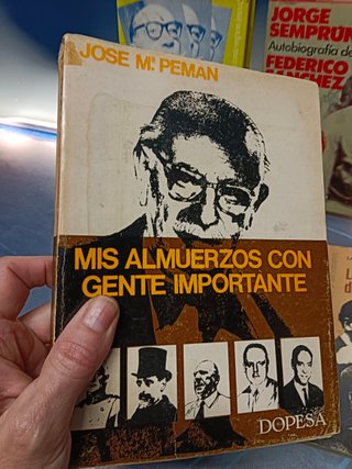 Lote, 5 libros sobre política