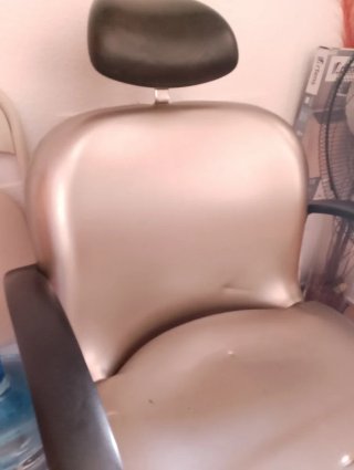 Sillón de peluquería giratorio