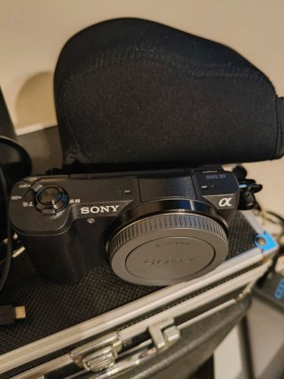 Sony Alpha a5100 solo corpo macchina