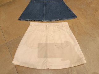 Lote 2 faldas Zara y Benetton 8 años