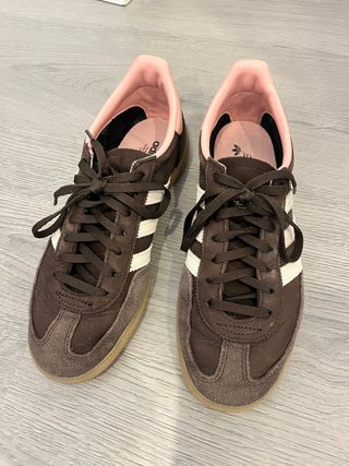 Zapatillas Adidas Spezial Marrones y Rosas