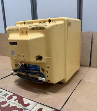 Televisor Sony Trinitron KV-1340E 14”