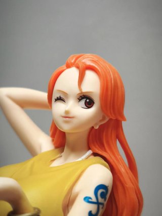 Figura Nami One Piece C II Banpresto (SIN CAJA)