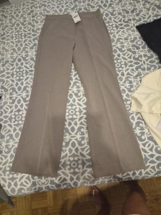 Pantalón de vestir, wideleg. Tiro medio