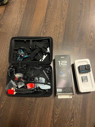 GoPro Hero 12 + accesorios