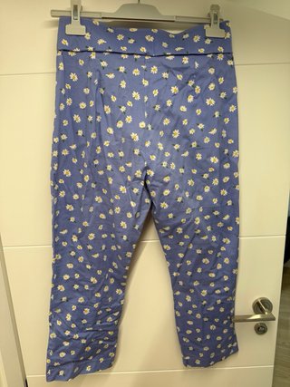 Pantalón Zara estampado flores