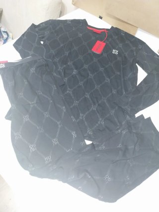 Pijama Hugo Boss Talla M Negro