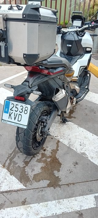 Honda X-ADV 2019 Negra/Blanca