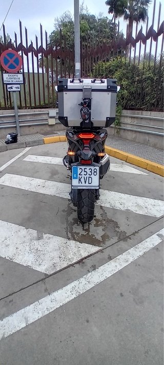 Honda X-ADV 2019 Negra/Blanca