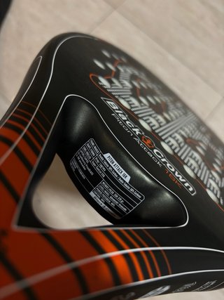 Pala Black Crown Piton Attack 16K + funda