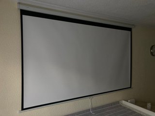 CineCasa: Proyector WanboT6 + Pantalla 2,5m + Roku