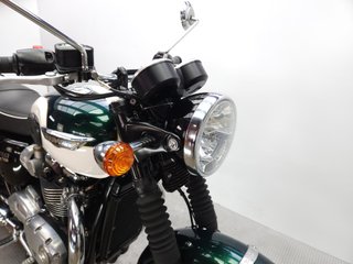 TRIUMPH BONNEVILLE T120 2018 7948 kms.
